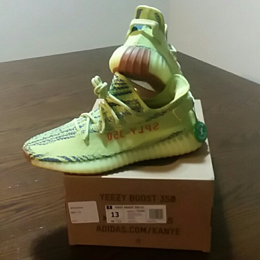 Adidas Yeezy Boost 350 V2 Semi Frozen Yellow